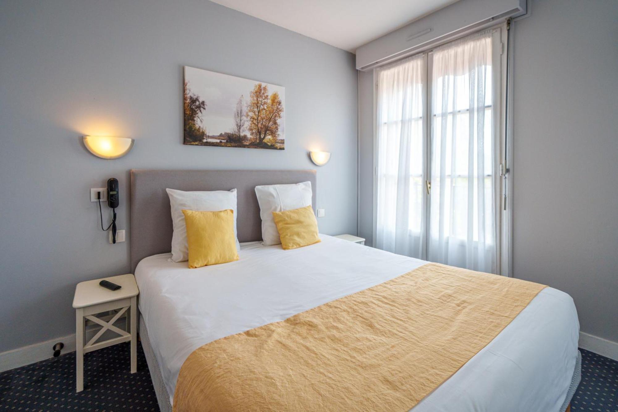 Hotel Val De Loire Azay-le-Rideau Ngoại thất bức ảnh